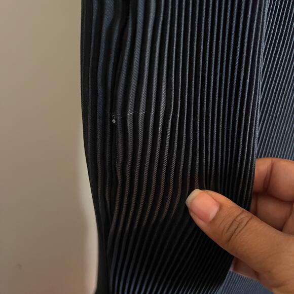 ALC Black Pleated Maxi Dress Gown Womens 4 Halter Open Back Pink Stripe Deep V - Picture 6 of 14